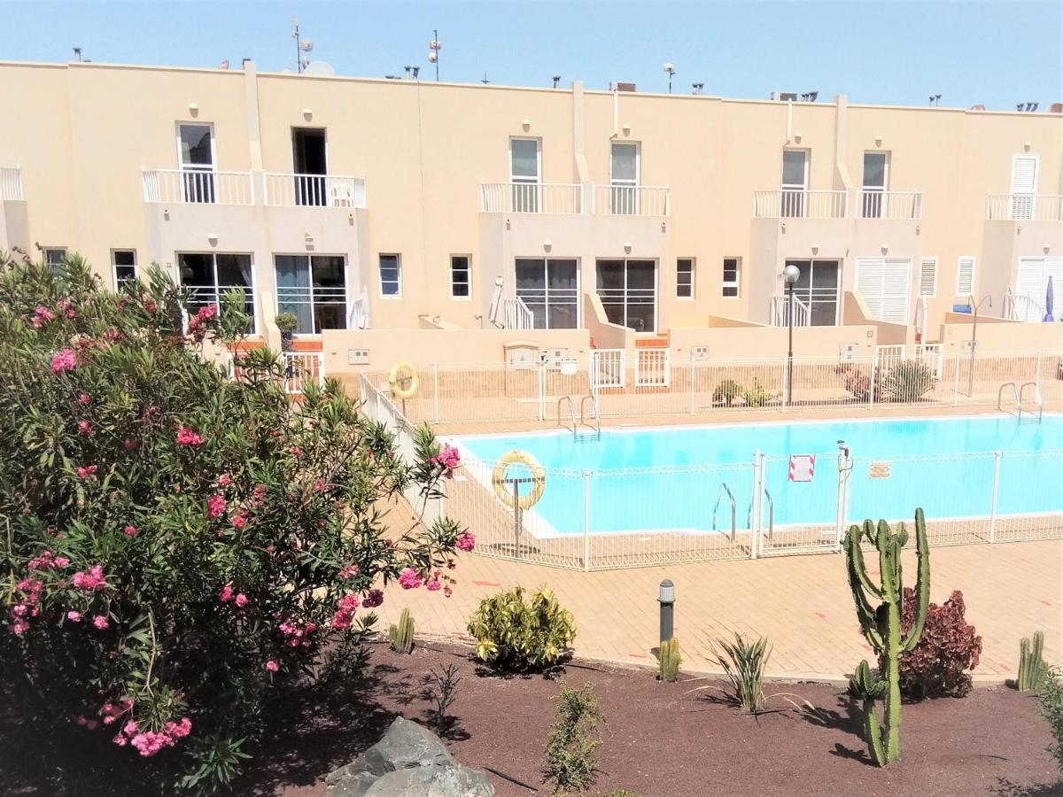 Litha House, 3 Bed Holiday Home Set Over 3 Floors 2 Mins From Beach And All Amenities Caleta de Fuste Exterior foto